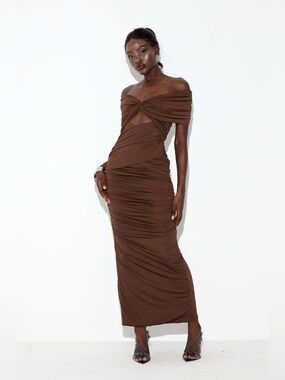 NWT Innovare Denim Danai Ruched Maxi Dress Bodycon Minimalist Formal Brown Sz S